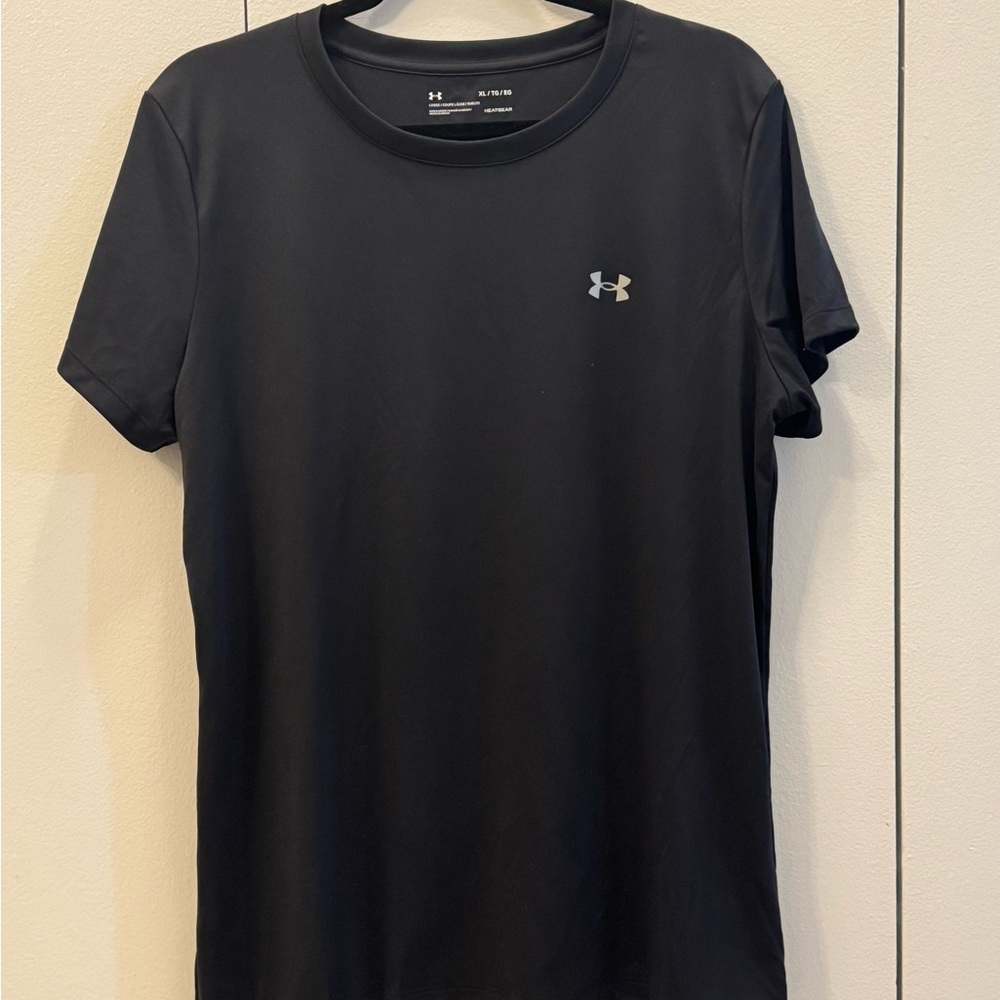 Under Armour Women’s Black T-Shirt